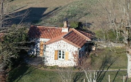 Gîte ***    La Fourniou