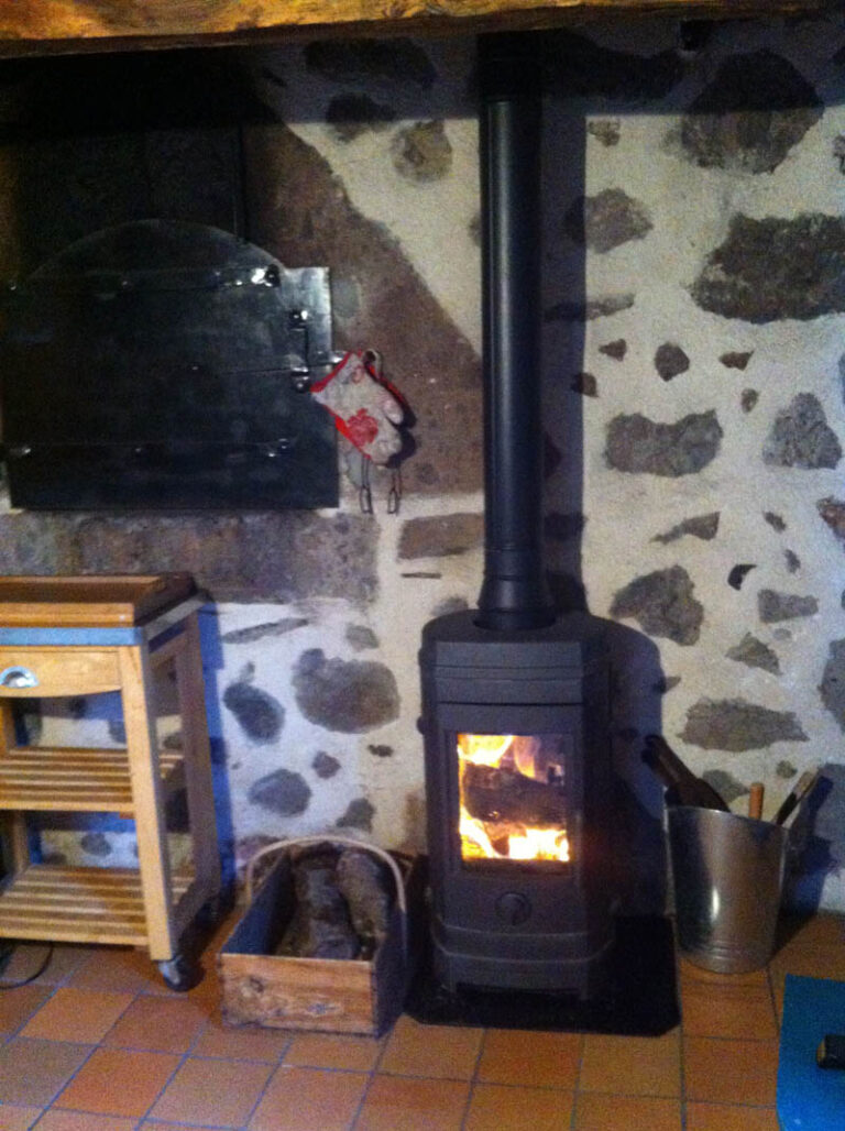 poële feu ouvert